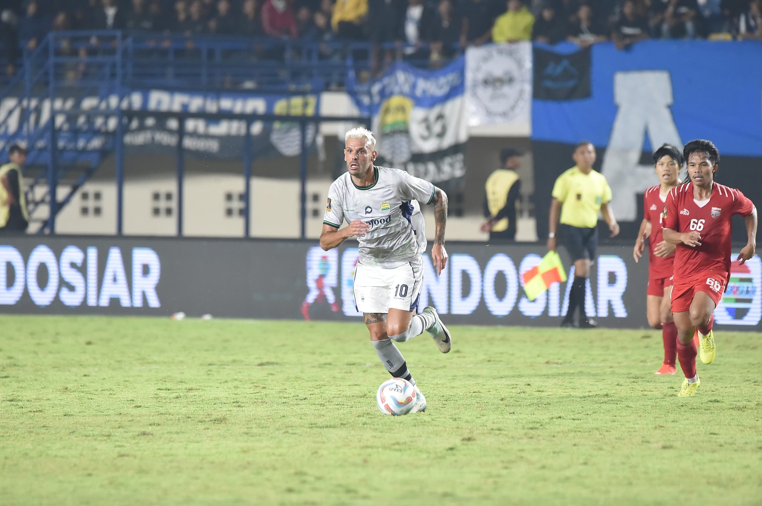 Kembali Berseragam Persib, Tyronne del Pino Tak Merasa Gugup