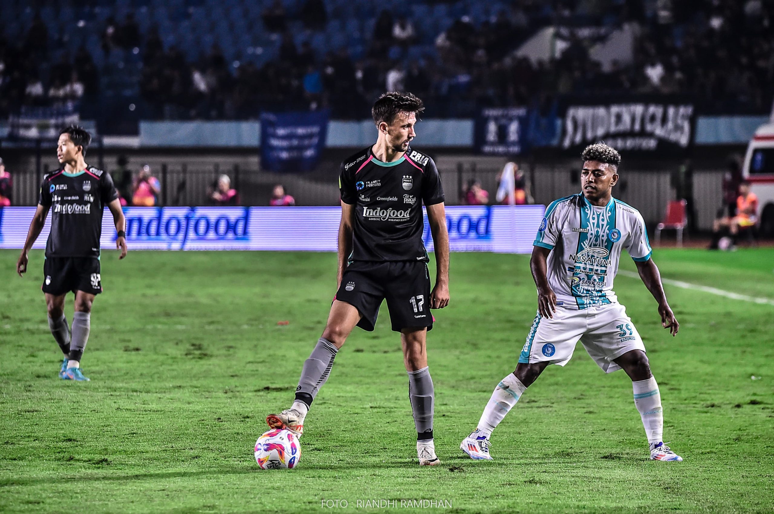 Alasan Tak Biasa di Balik Nomor Punggung 17 Mateo Kocijan