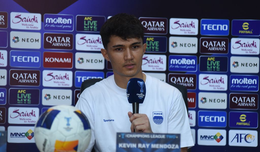 Mendoza Optimis Bobotoh Akan Jadi Kunci Laga Kontra Lion City
