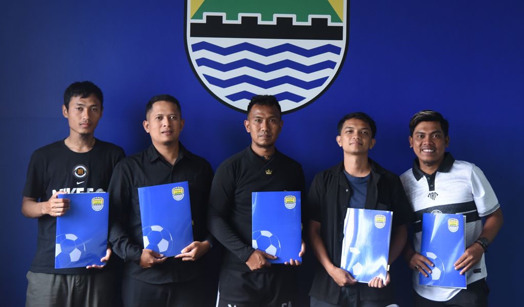 Maksimalkan Regenerasi Pemain Muda Persib, Maung Anom Siap Hadapi Liga 3
