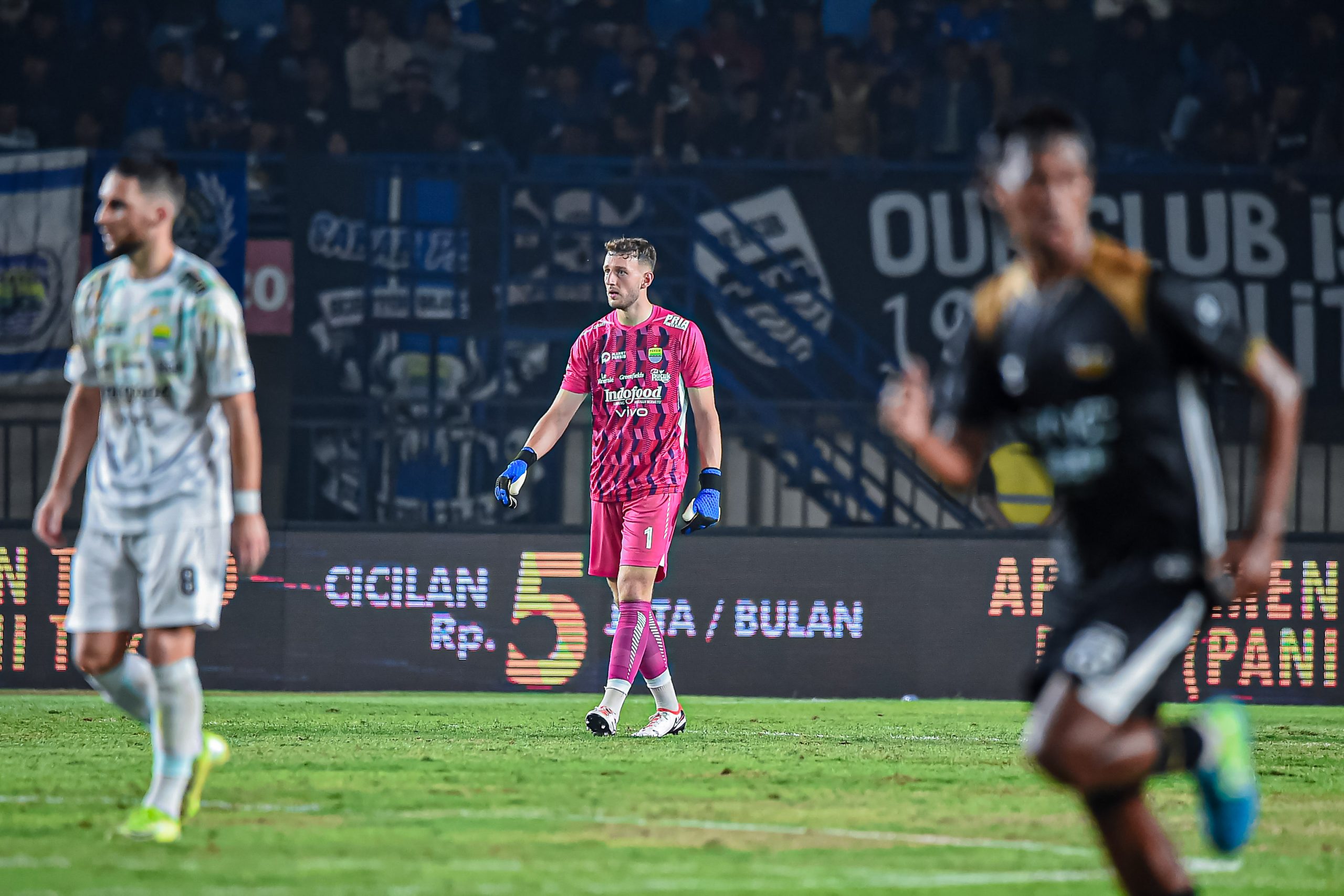 Dua Debutan Asing Persib Buka Lembaran di Jalak Harupat