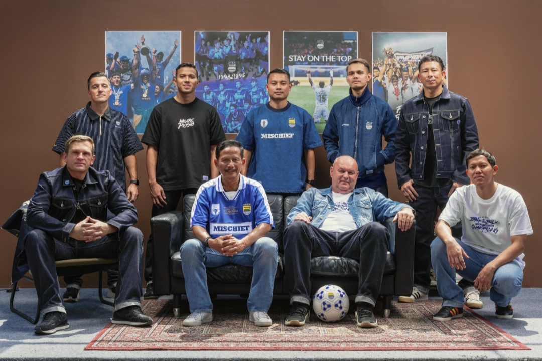 Persib Gandeng Mischief Luncurkan Koleksi Edisi Juara