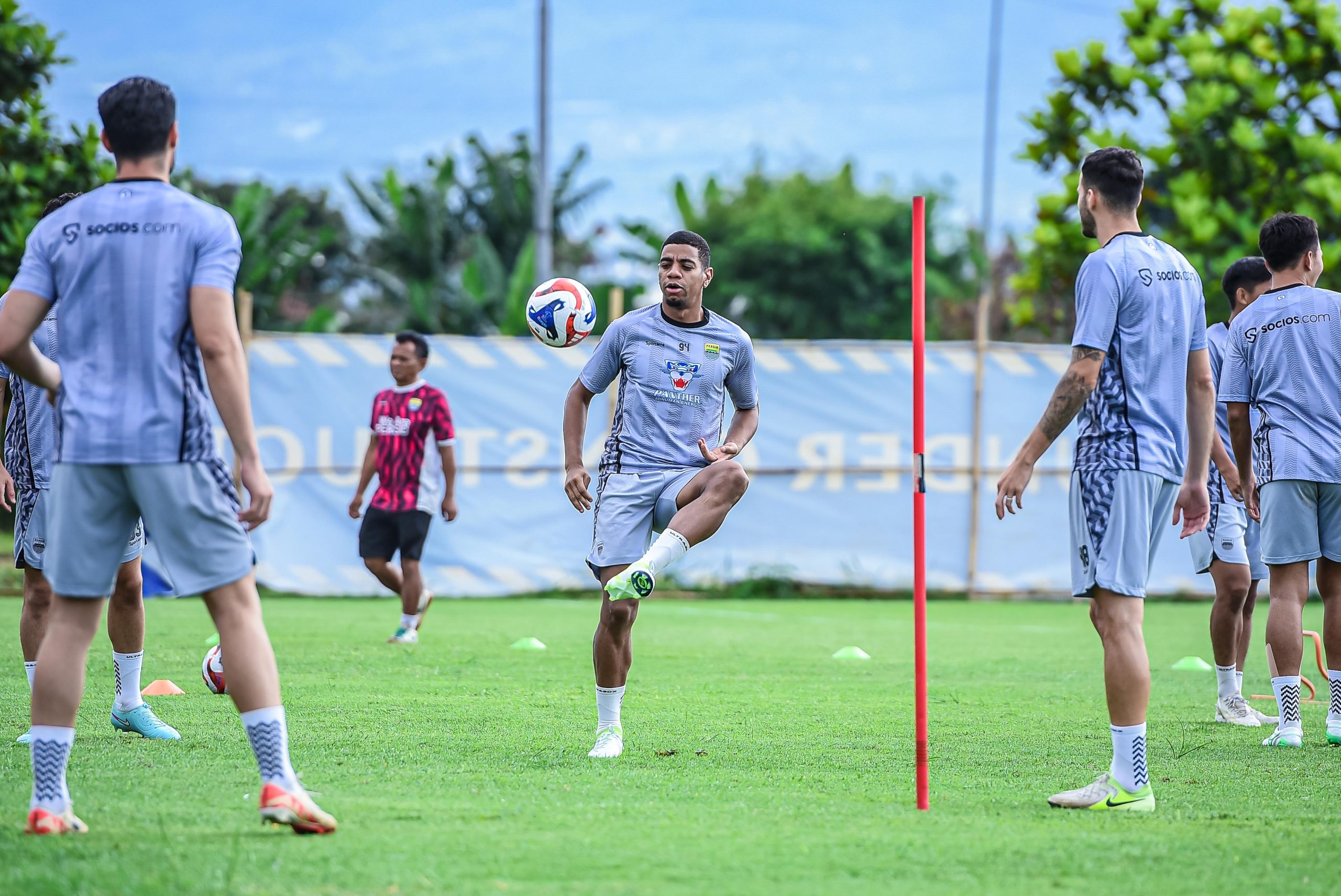 Hadapi Western Sydney Wanderers, Persib Matangkan Kesiapan Usai Kembali dari Thailand