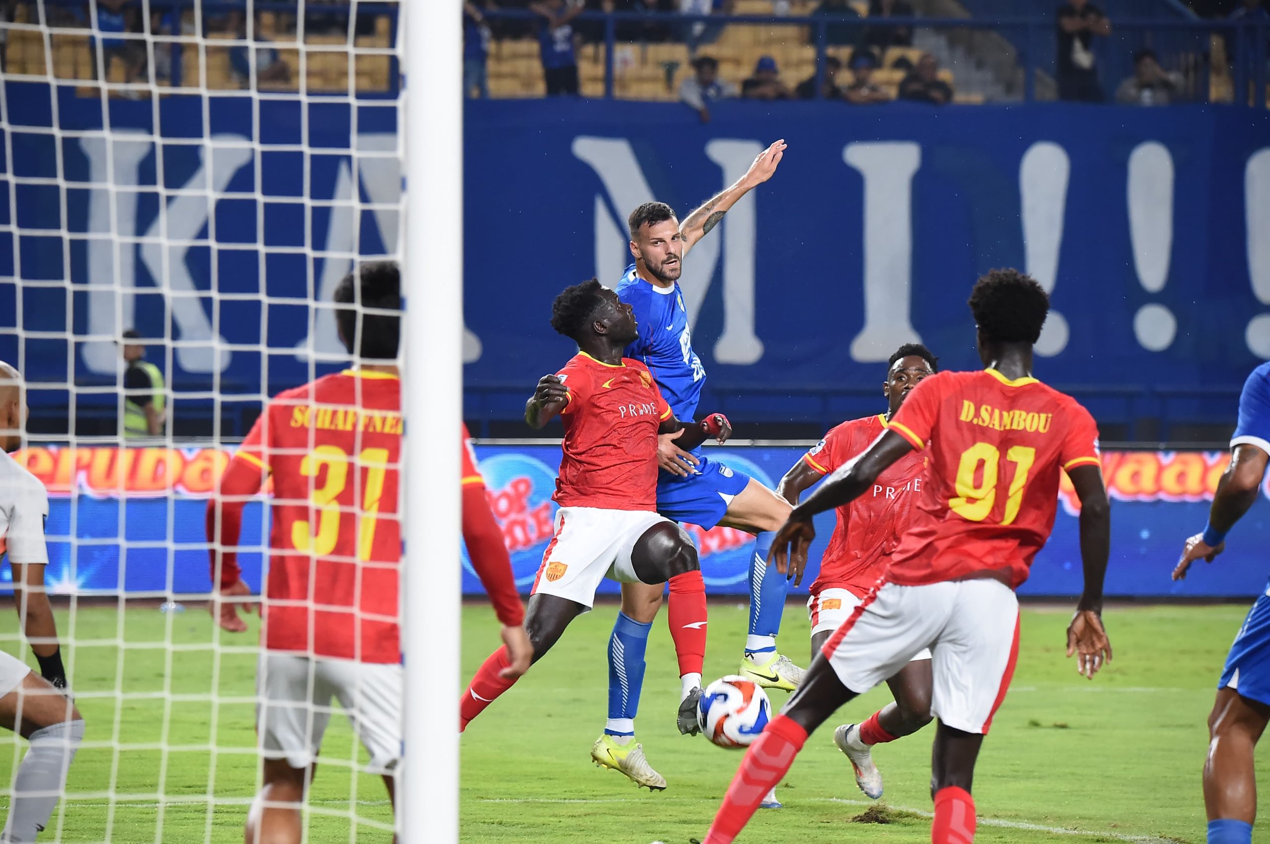 Persib Dominan, Ungguli Manila Digger di Babak Pertama