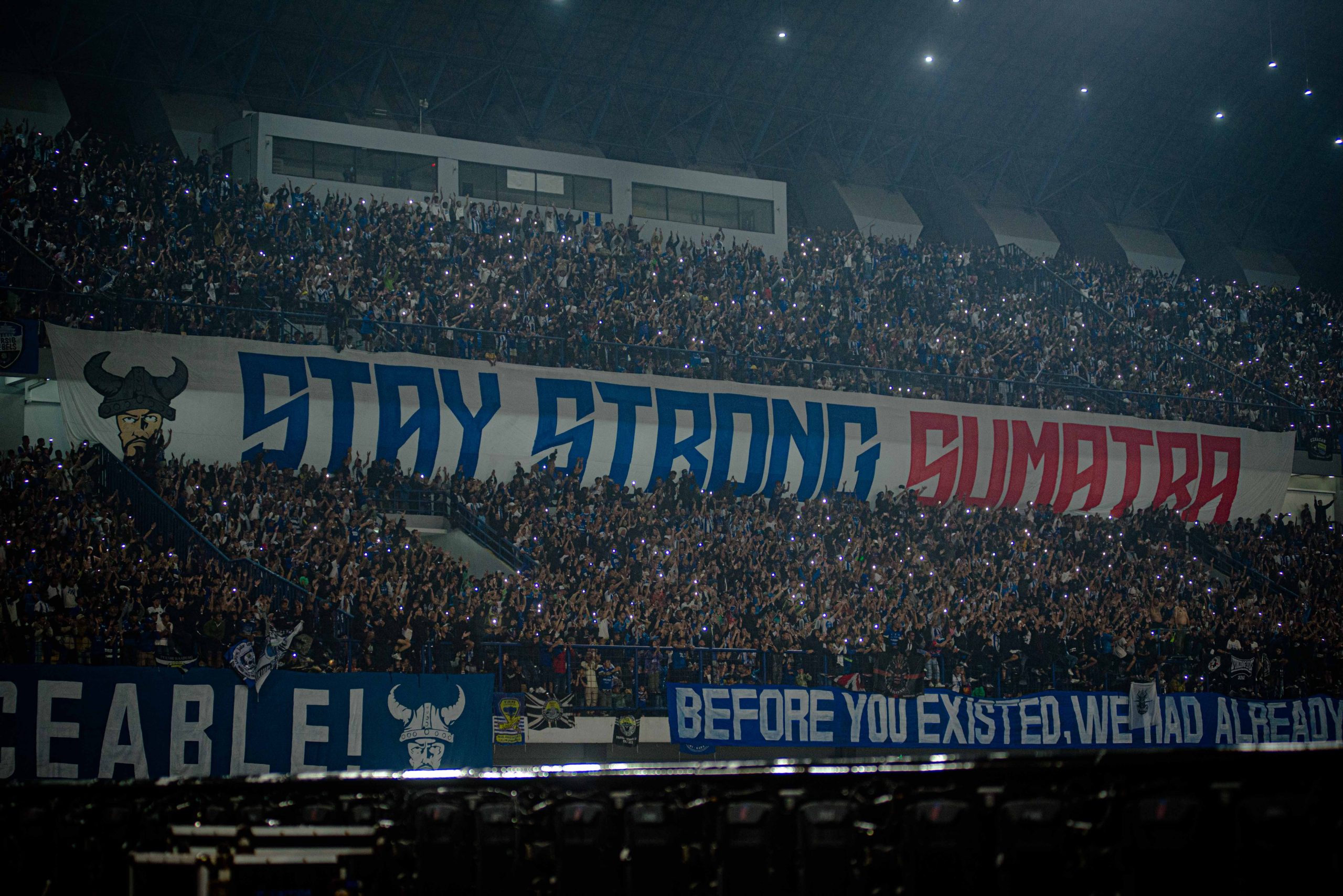 Tiket Lawan Persija Habis! GBLA Dipastikan Jadi Lautan Biru.