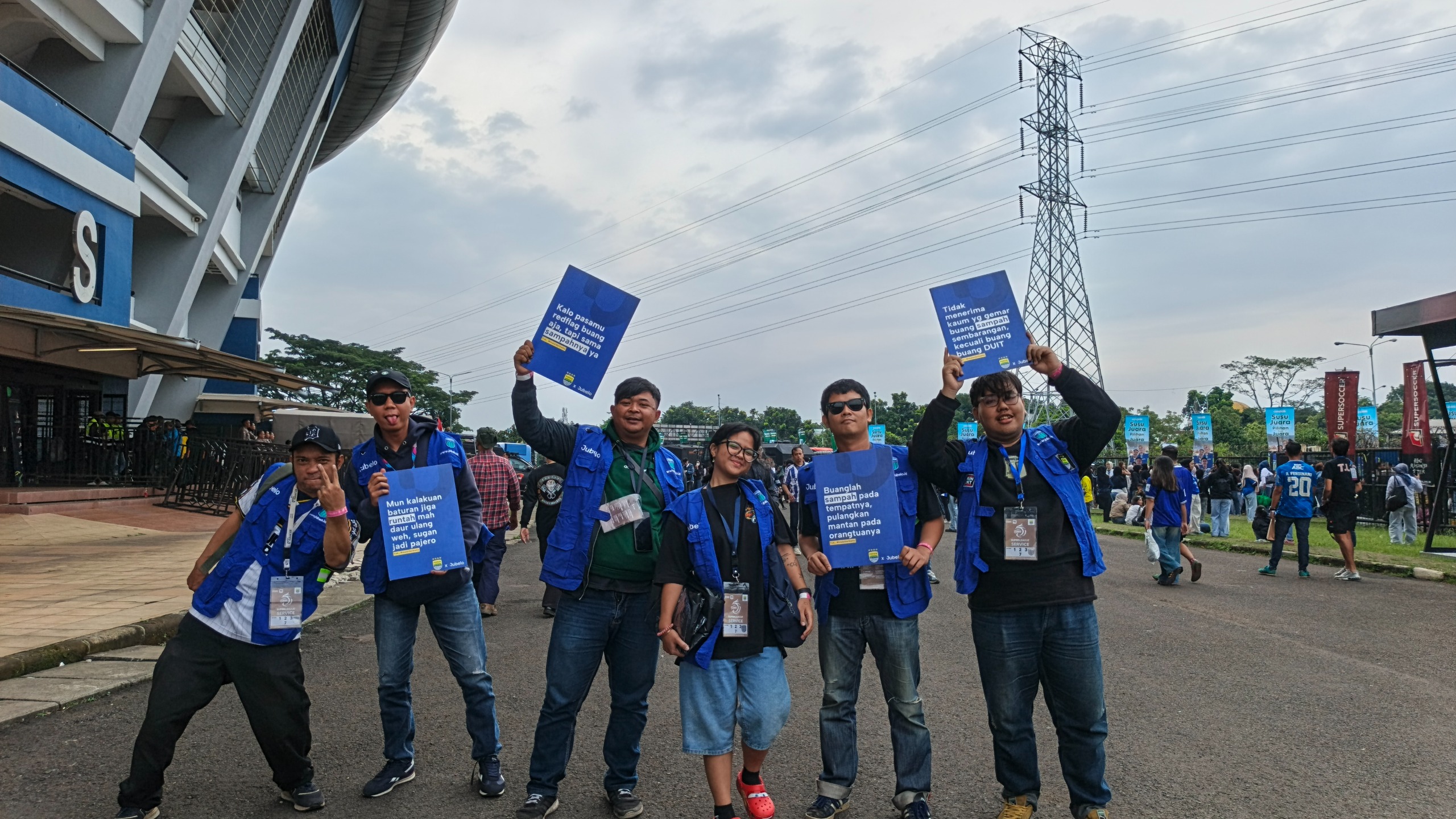 Lebih dari 4,8 Ton Sampah Dikelola pada Laga PERSIB vs PSBS Biak di GBLA