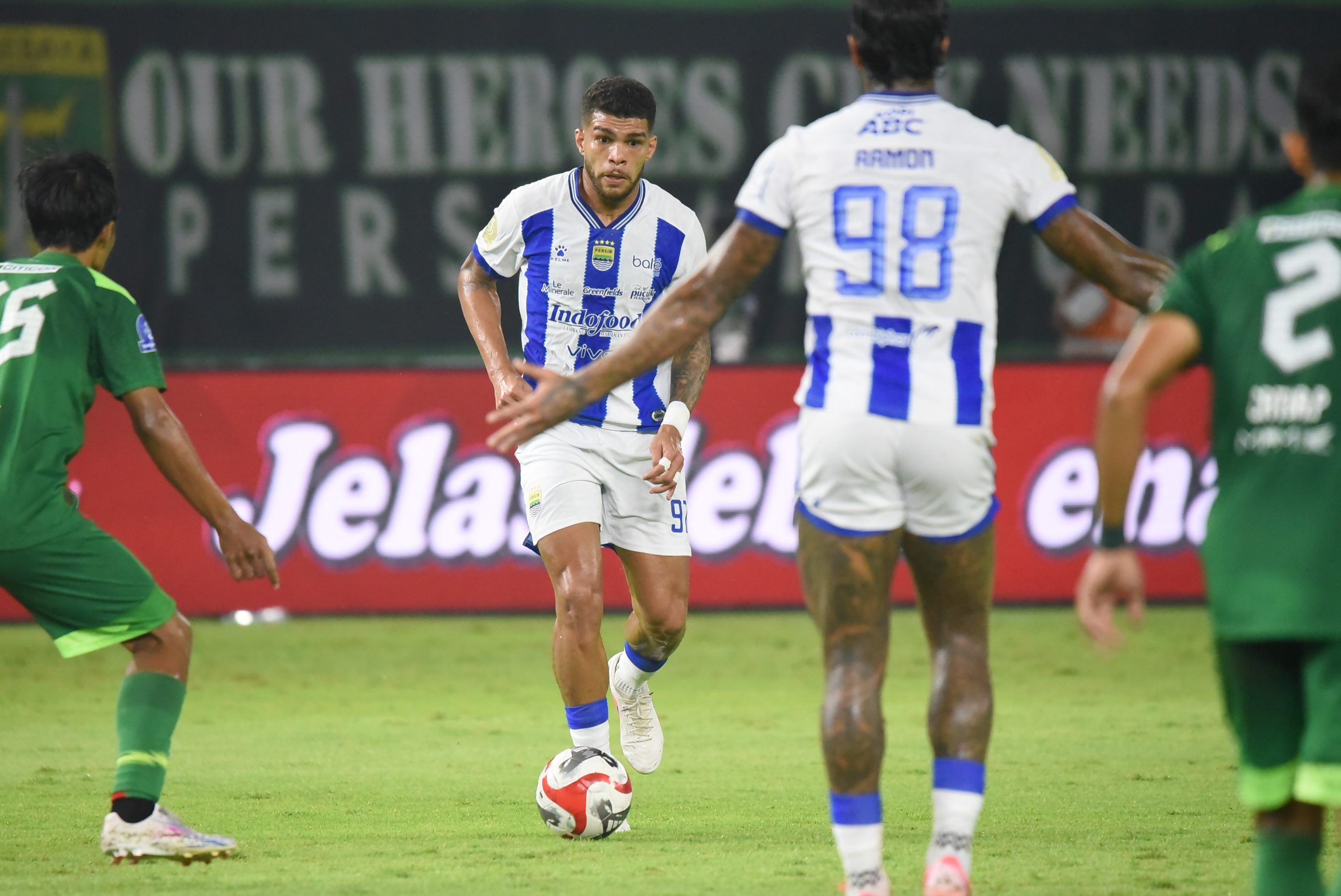 Tunjukan Mentalitas Juara, PERSIB Sukses Curi Poin Di Surabaya