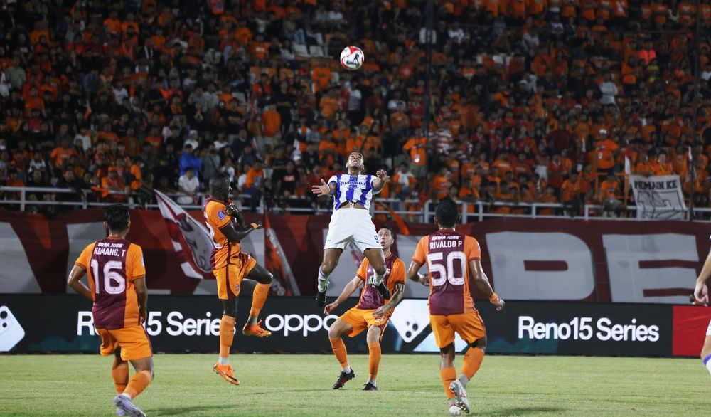 Tahan Imbang Borneo FC 1-1, PERSIB Bandung Nyaman Di Puncak Klasemen