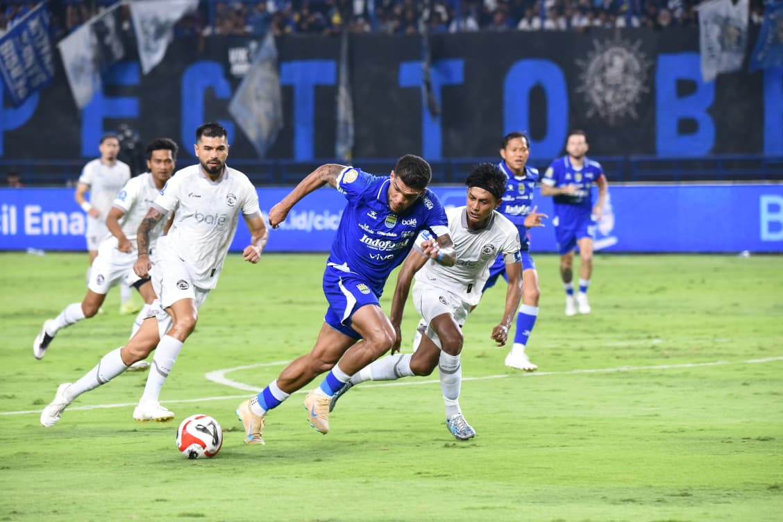 Lucas Frigeri Bikin Persib Gagal Bobol Gawang Arema, Rekor Sempurna Terhenti
