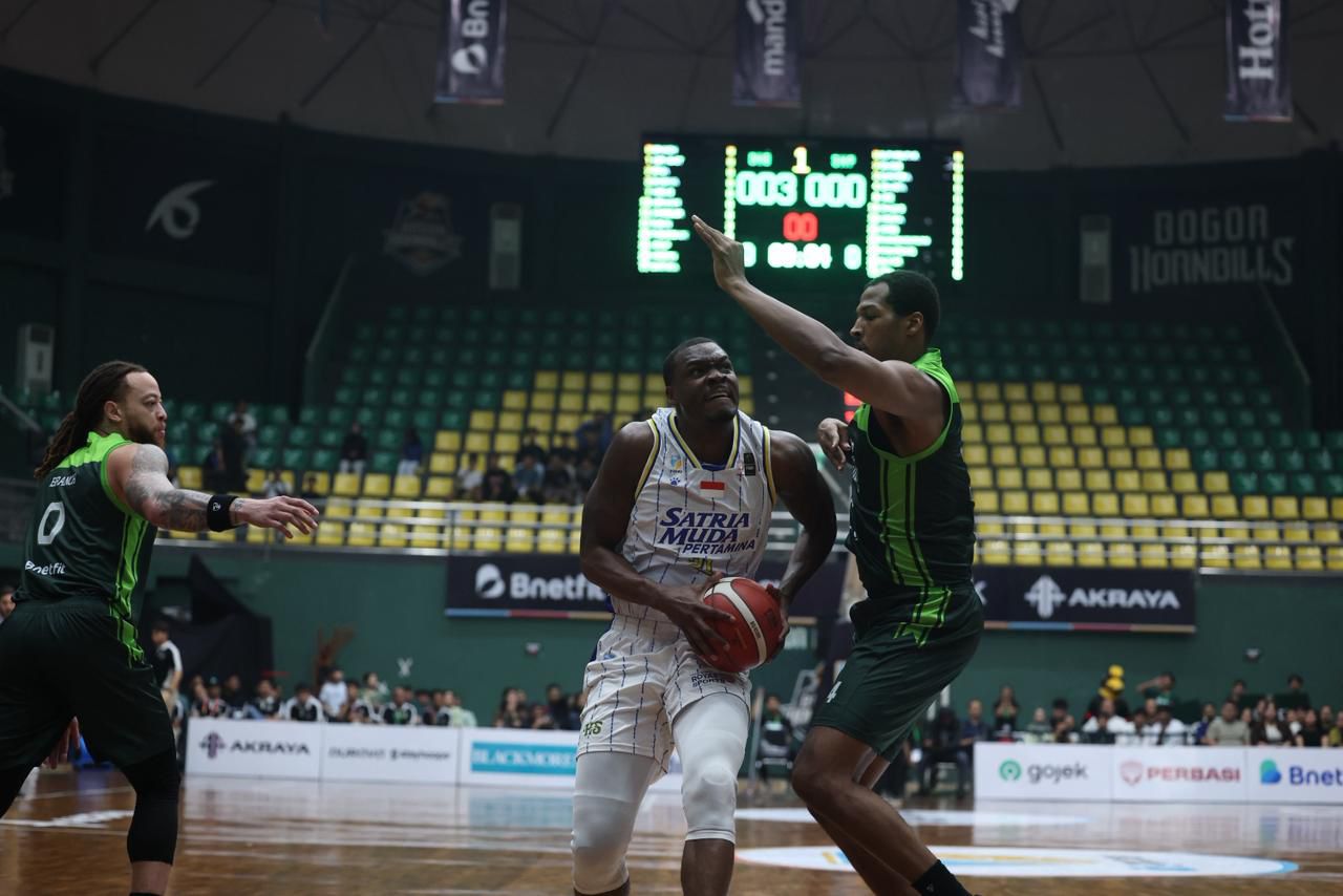 Menang Tipis 93-91, Satria Muda Pertamina Bandung Bungkam Bogor Hornbills di Detik Terakhir